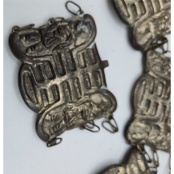 Vintage H.K. Carved Metal Figural Panel Belt – 30" with Extra Panel – 180g Heavy - Picture 7 of 8